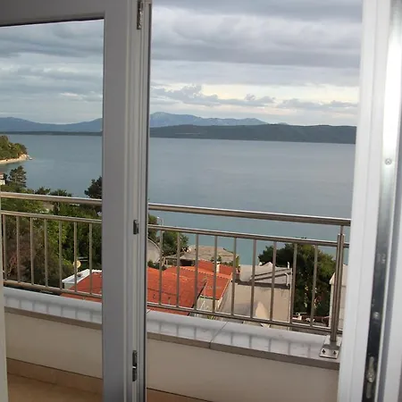 Strandburg Kroatien アパート Živogošće